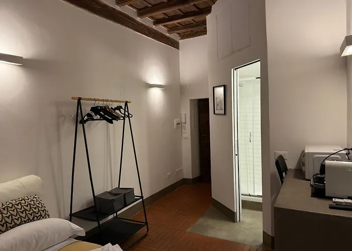 Gasthof In The Heart Of Near Pantheon Rom